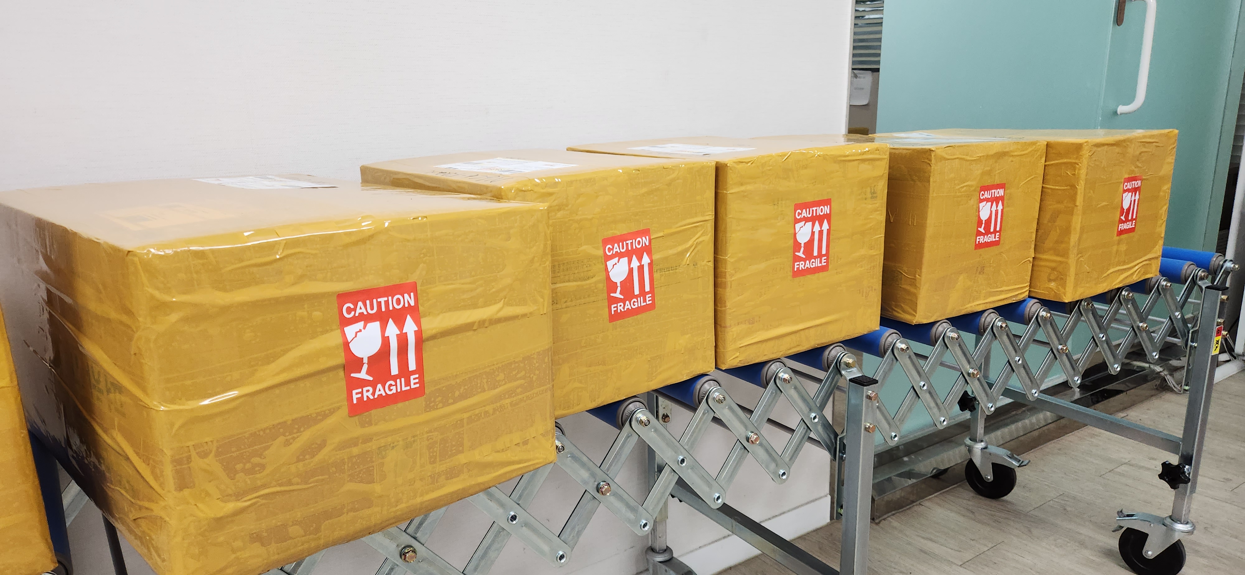 배송도 빠르고 물품도 안전하게 잘 받았어요 ^^